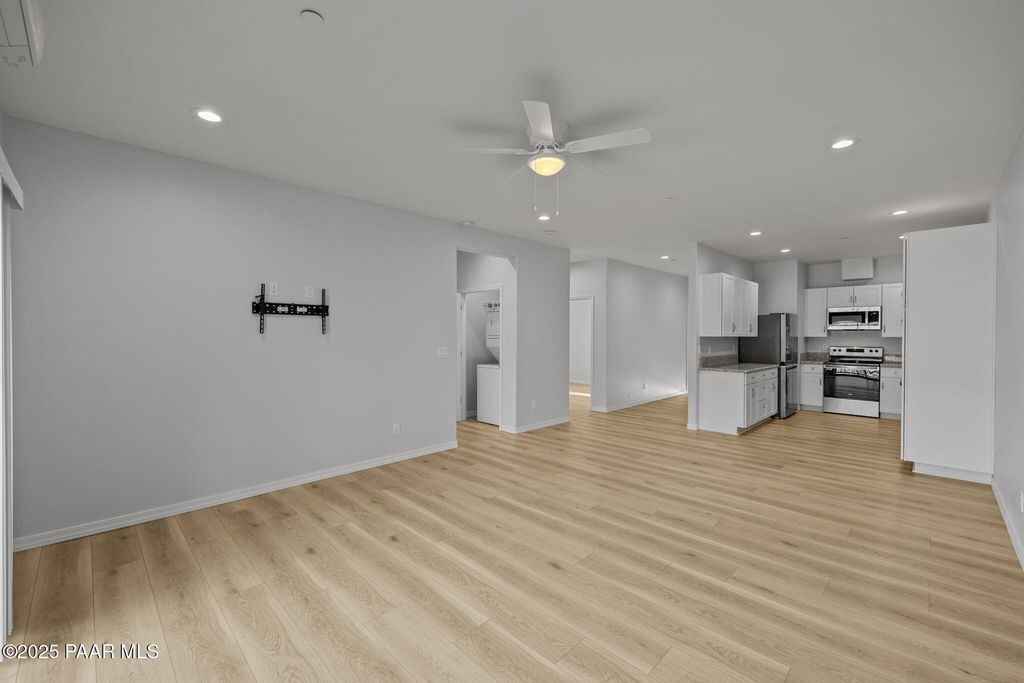 Photo of 1257 White Spar Road #D16, Prescott, AZ 86303 (MLS # 1078090)