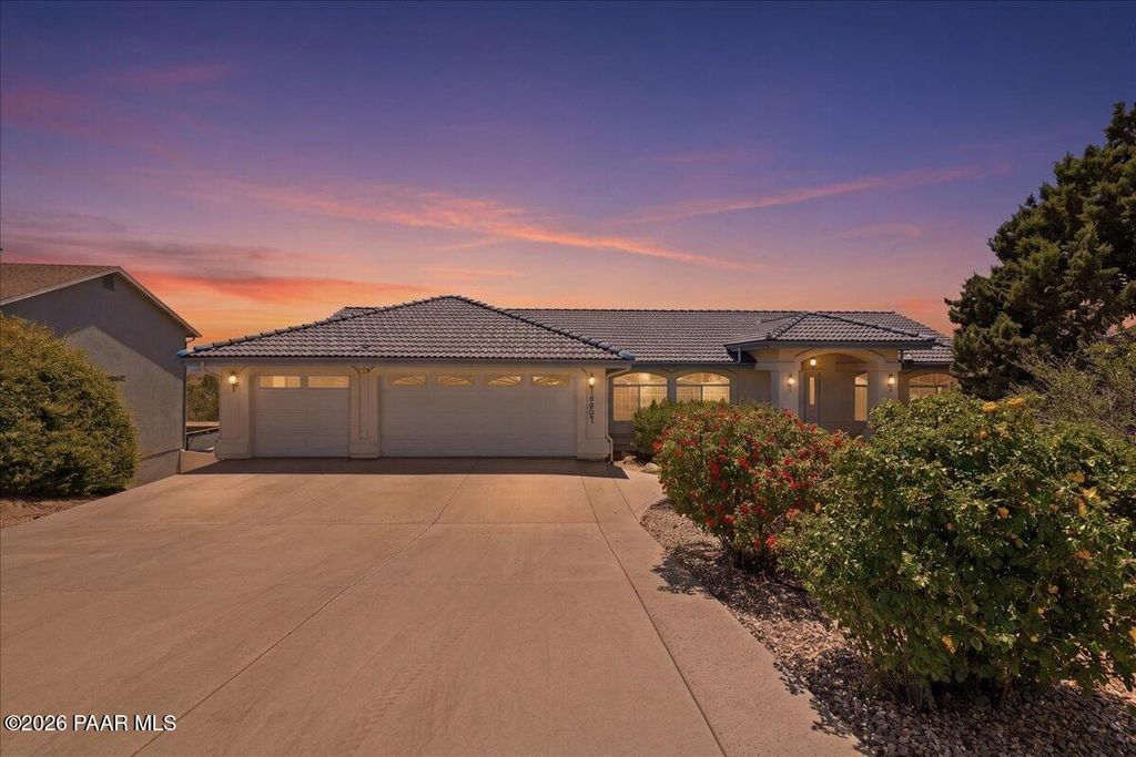 Photo of 9901 E Texas Drive, Prescott Valley, AZ 86314 (MLS # 1081616)