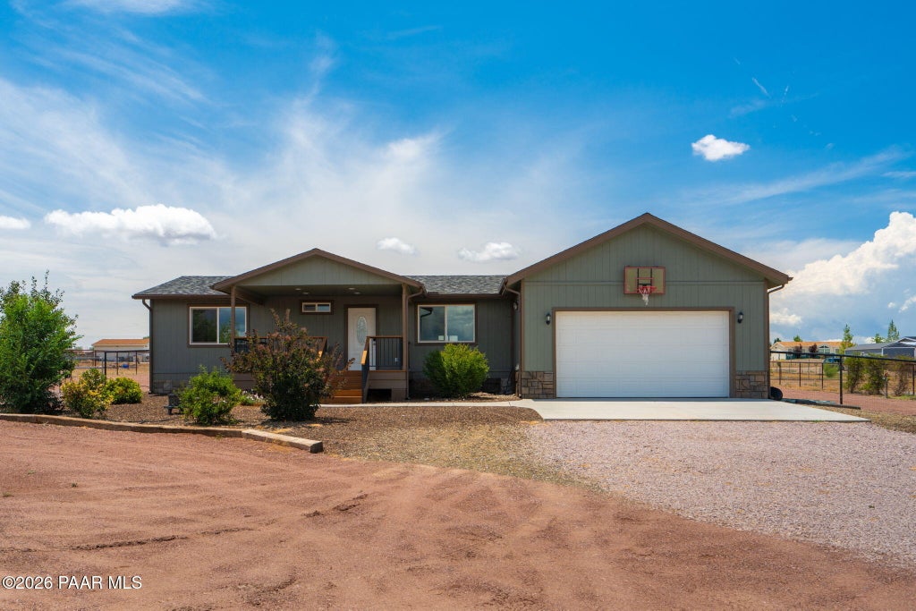 Photo of 1344 Freedom Court, Chino Valley, AZ 86323 (MLS # 1083745)
