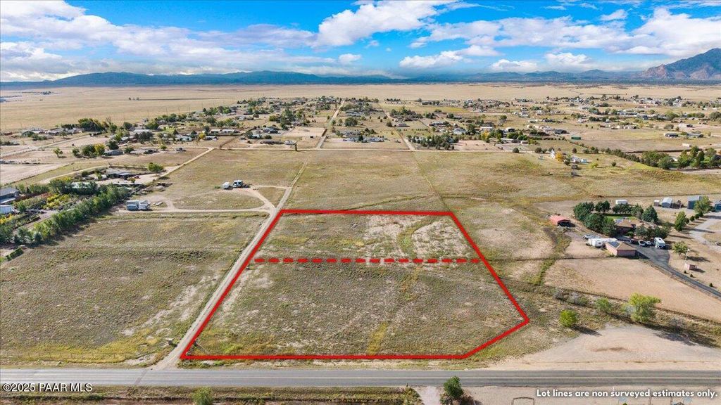 Photo of 1 Daisy Ranch, Chino Valley, AZ 86323 (MLS # 1077185)