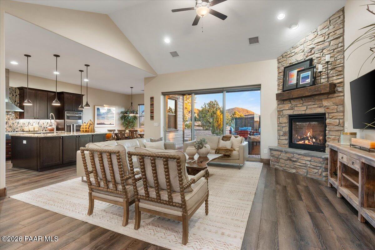 5485 W Bruno Canyon Drive