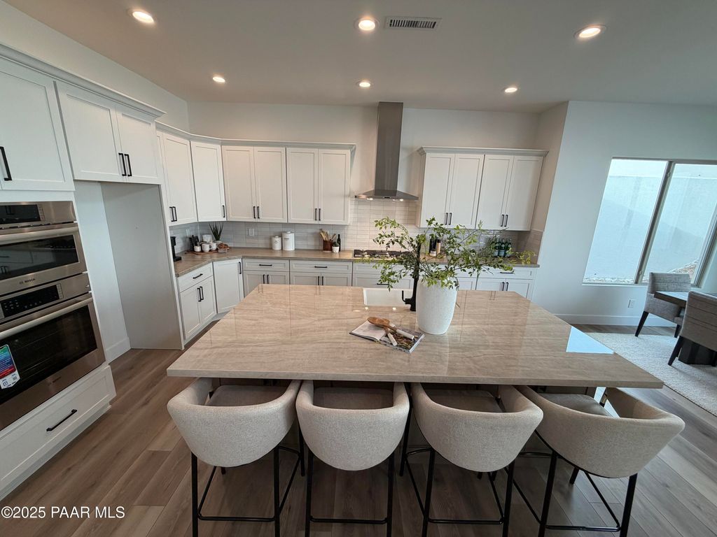 Photo of 1116 S Lakeview Drive, Prescott, AZ 86301 (MLS # 1077796)