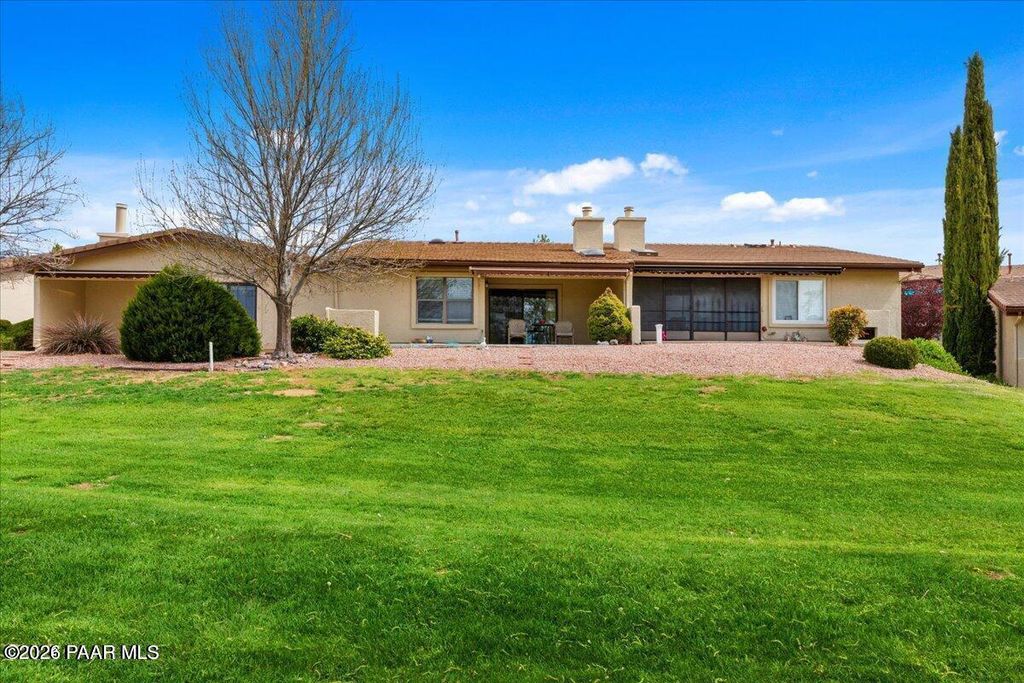 Photo of 962 N Fairway Drive, Dewey-Humboldt, AZ 86327 (MLS # 1081559)