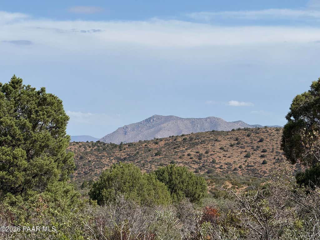 Photo of 131 Windmill Ranch, Kingman, AZ 86401 (MLS # 1084167)