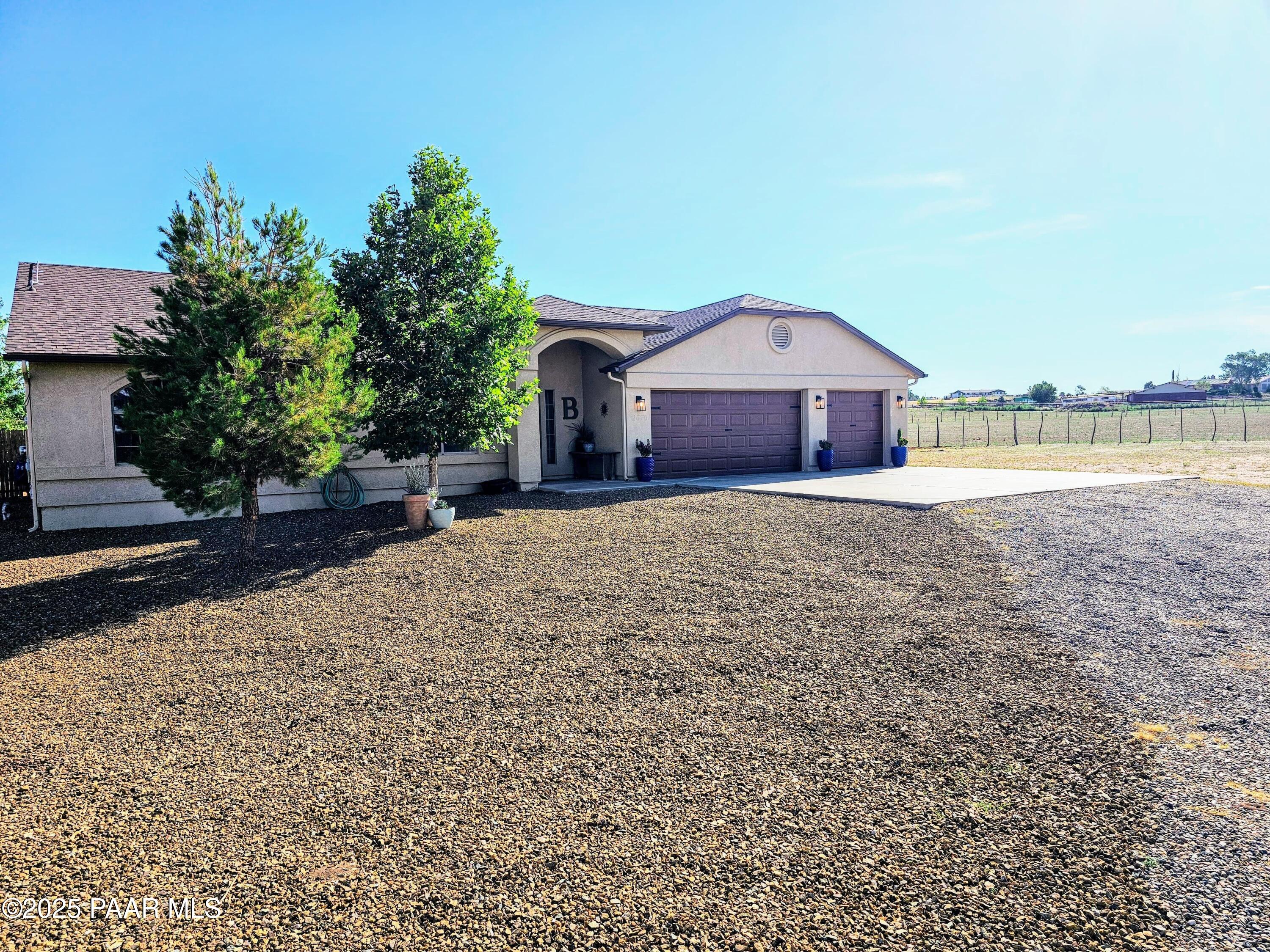 2670 W Willow Breeze Road