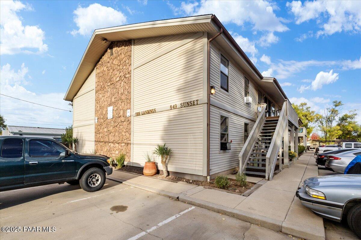 849 Sunset Avenue