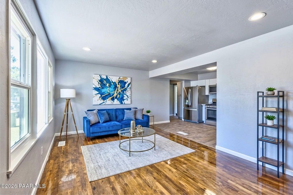 Photo of 844 Flora Street, Prescott, AZ 86301 (MLS # 1081941)
