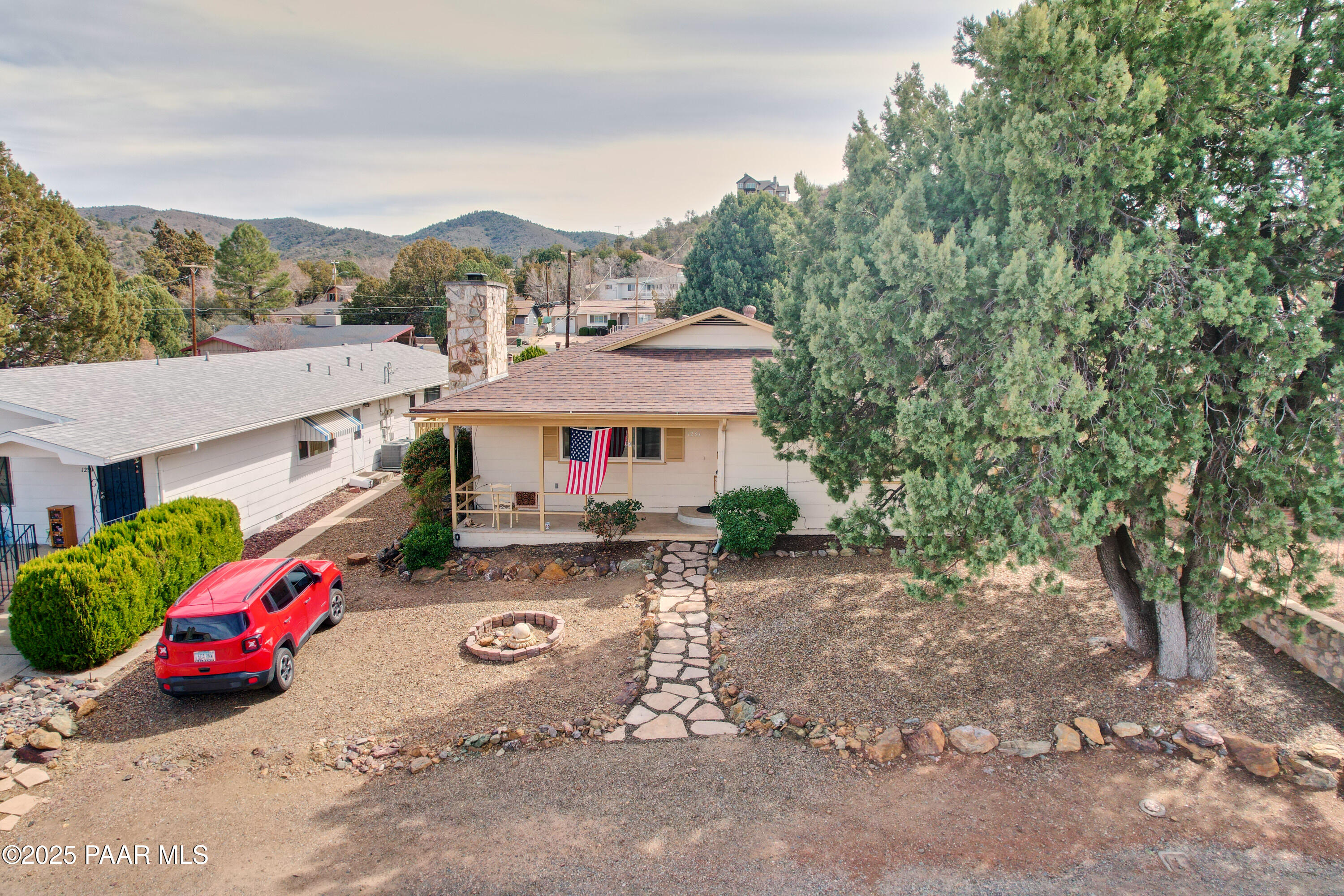 1233 Stetson Road