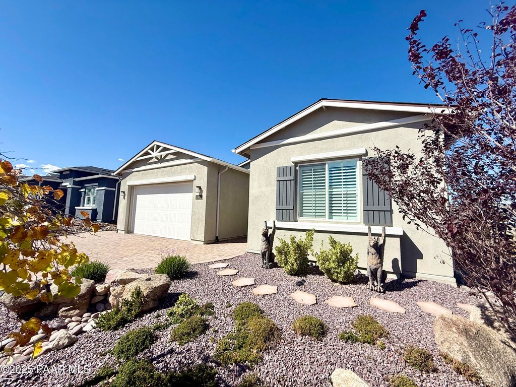 Photo of 6832 Claret Drive, Prescott, AZ 86305 (MLS # 1077243)