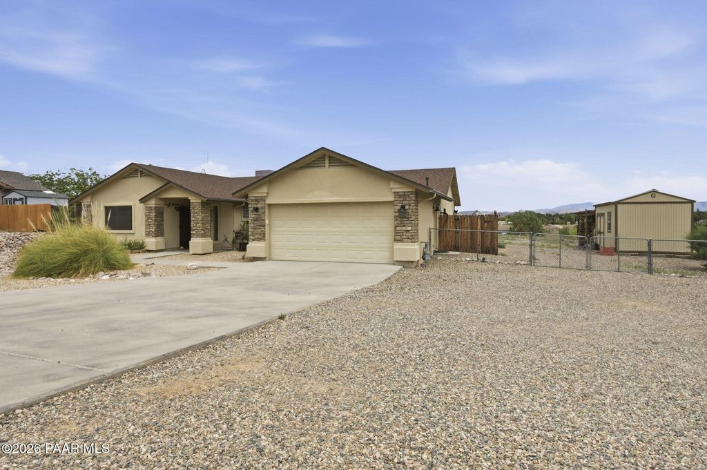 Photo of 3755 N Cactus Drive, Chino Valley, AZ 86323 (MLS # 1082066)
