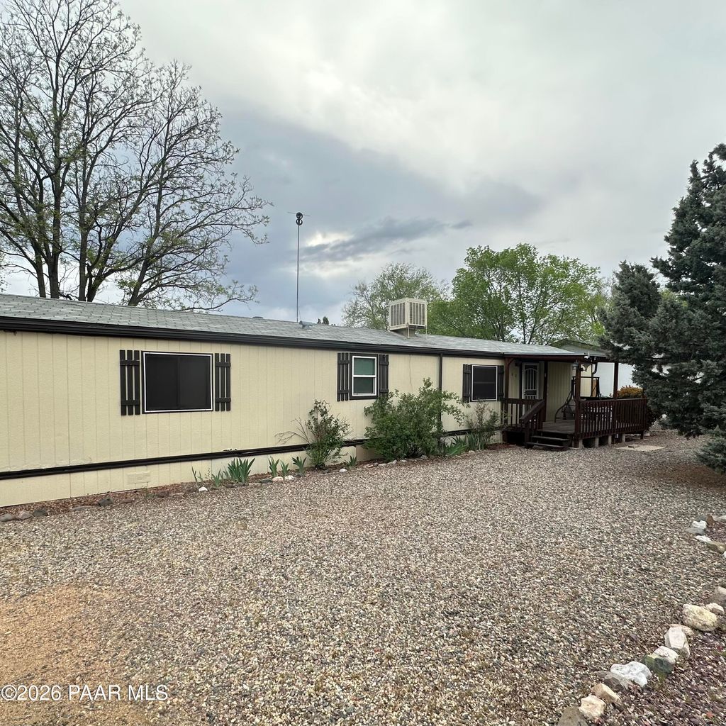 Photo of 6200 N Wildhorse Drive, Prescott Valley, AZ 86314 (MLS # 1080760)