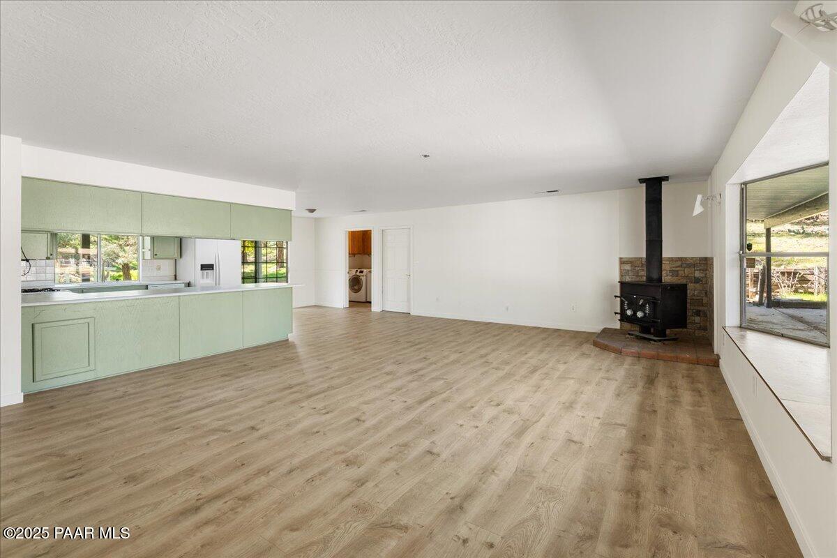 841 E Pine Knoll Drive