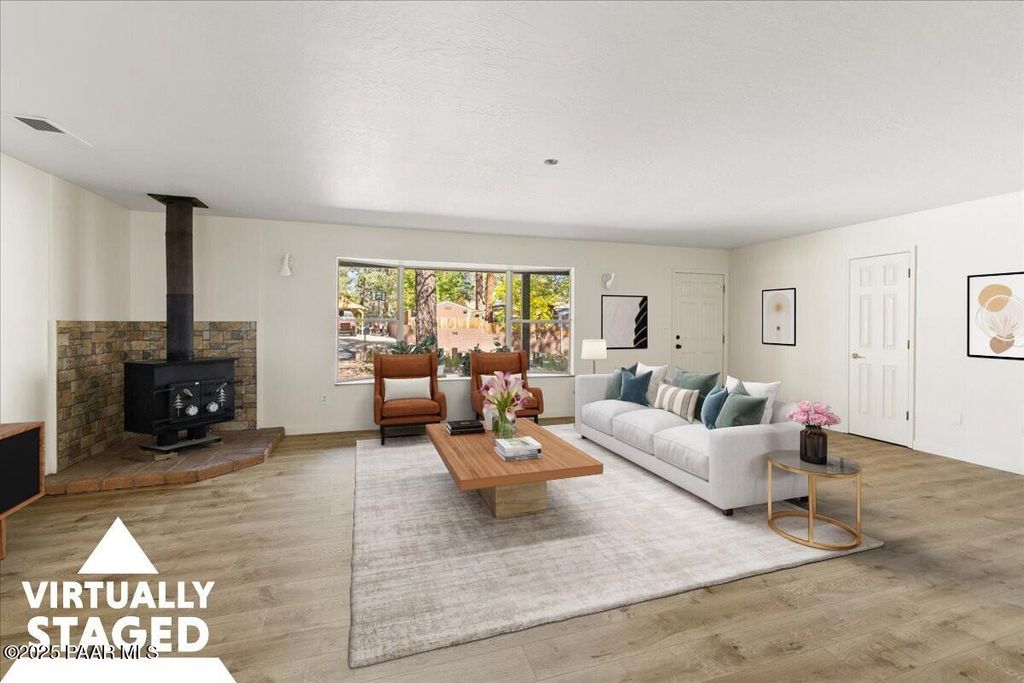 Photo of 841 E Pine Knoll Drive, Prescott, AZ 86303 (MLS # 1077474)