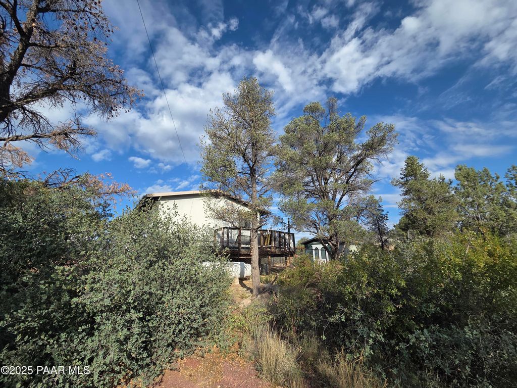 Photo of 7250 W Hootenanny Road, Prescott, AZ 86305 (MLS # 1077054)