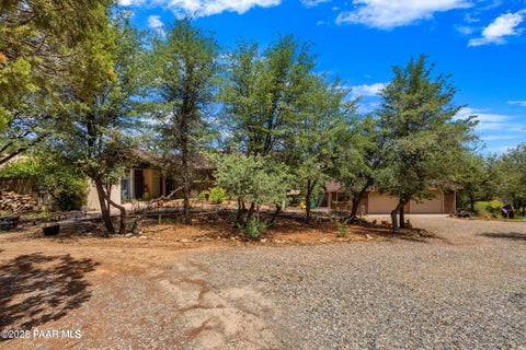 Photo of 7 Manzanita Court, Prescott, AZ 86305 (MLS # 1085364)