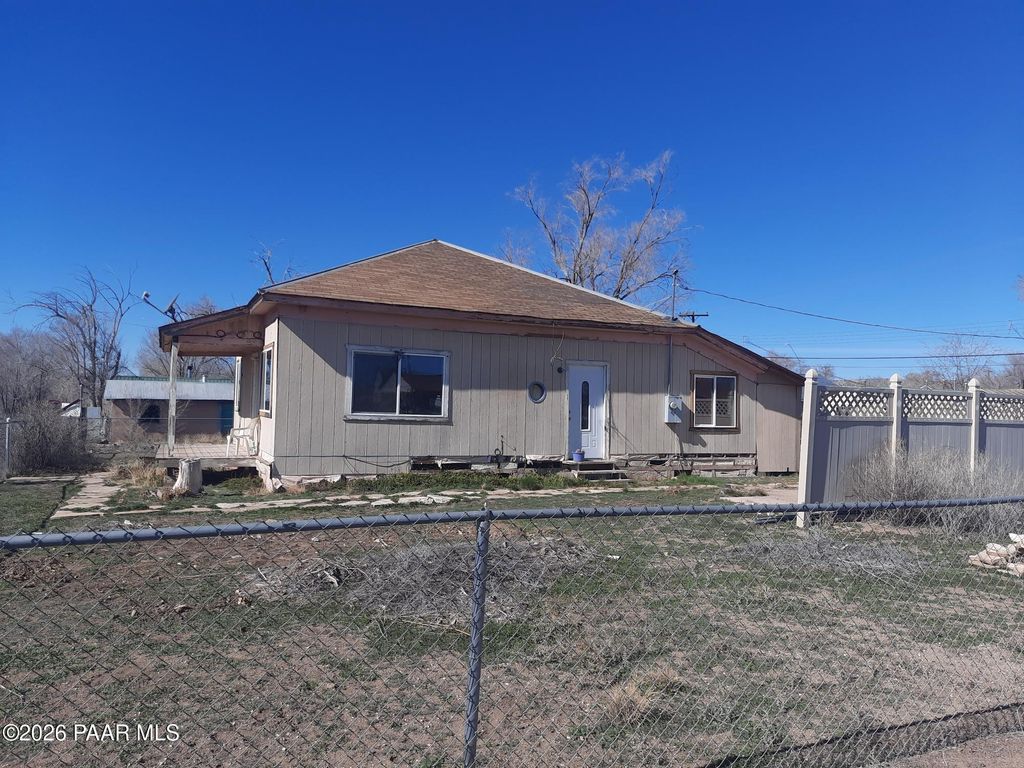 Photo of 22510 W Railroad Avenue, Seligman, AZ 86337 (MLS # 1079407)