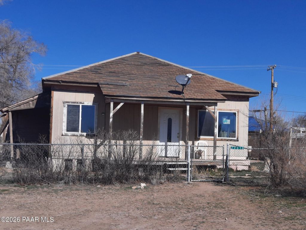 Photo of 22510 W Railroad Avenue, Seligman, AZ 86337 (MLS # 1079407)
