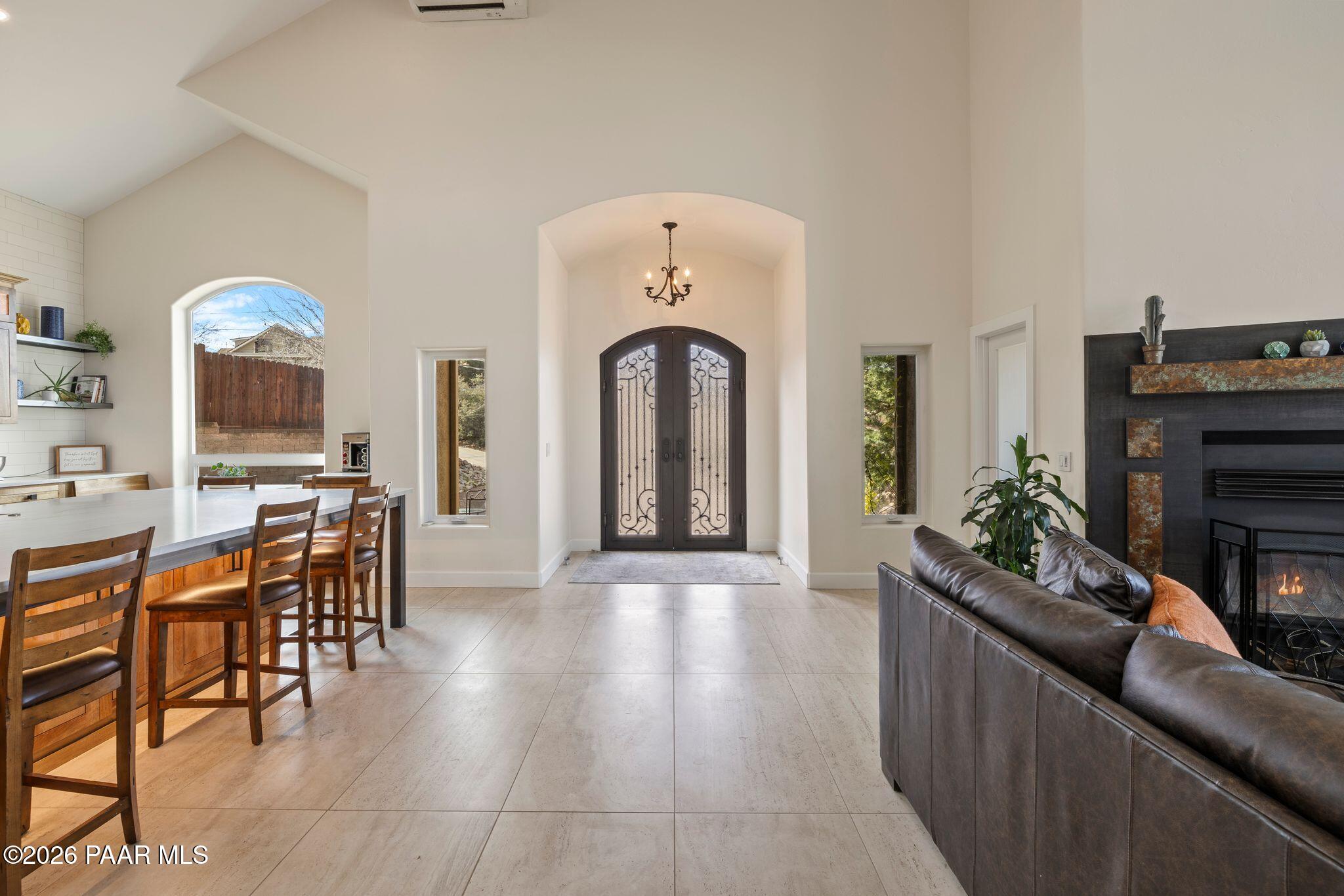 4641 N Granite Gardens Loop