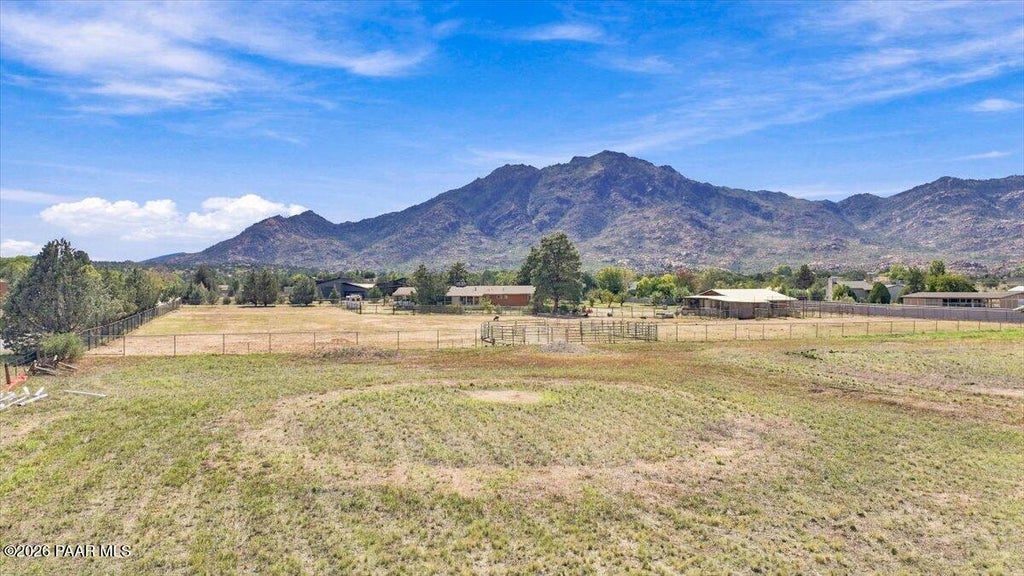 Photo of 8970 N Tabletop Lane, Prescott, AZ 86305 (MLS # 1085586)
