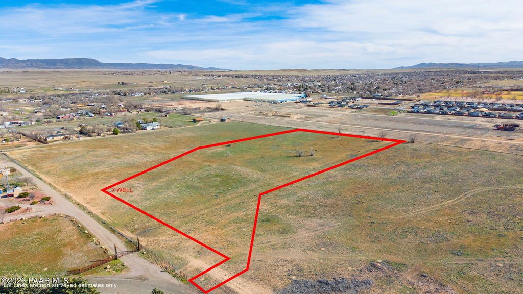 Photo of 2 Red Cinder Road, Chino Valley, AZ 86323 (MLS # 1080037)