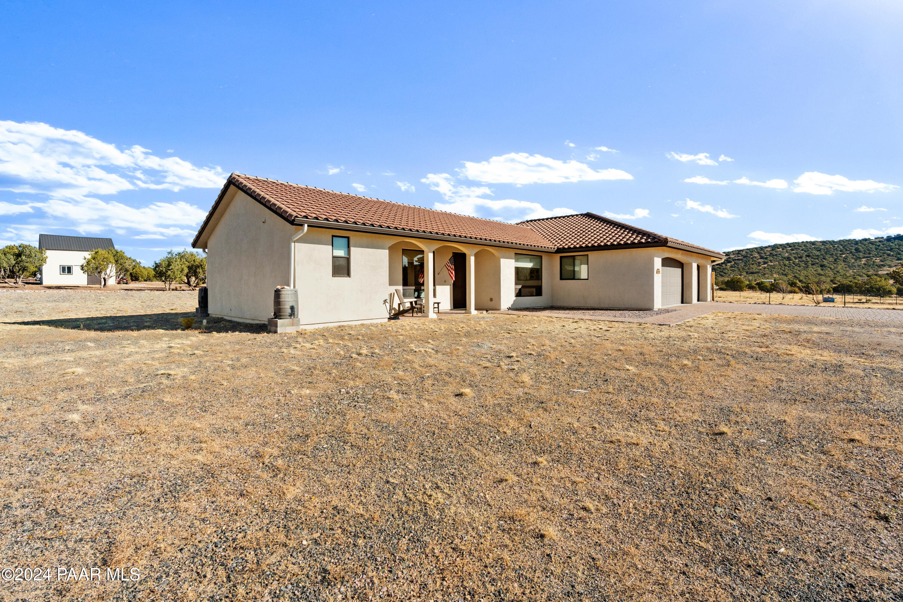 4400 W Carriage Lane