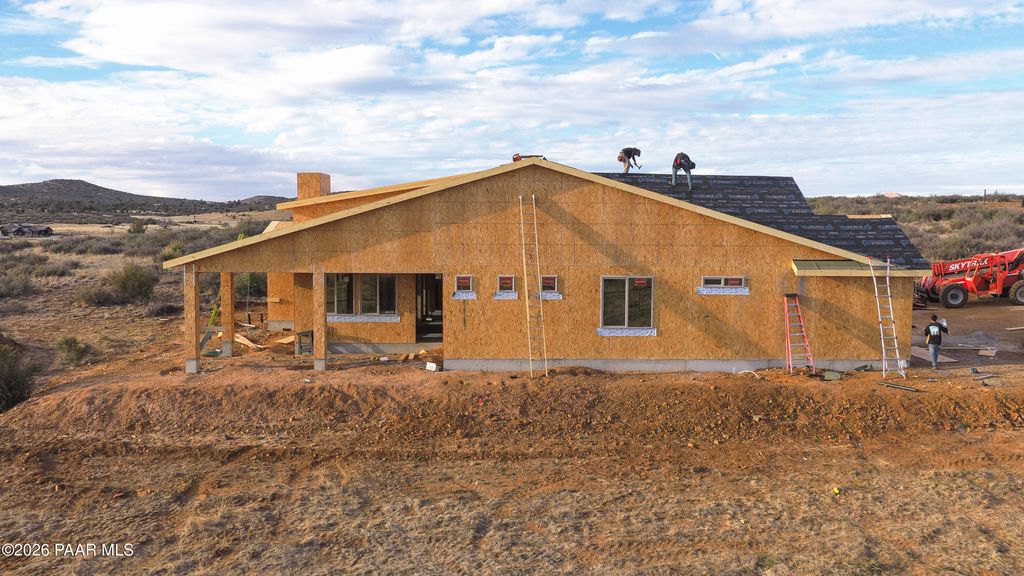 Photo of 9230 N Grazing Meadow Lane, Prescott Valley, AZ 86315 (MLS # 1079803)