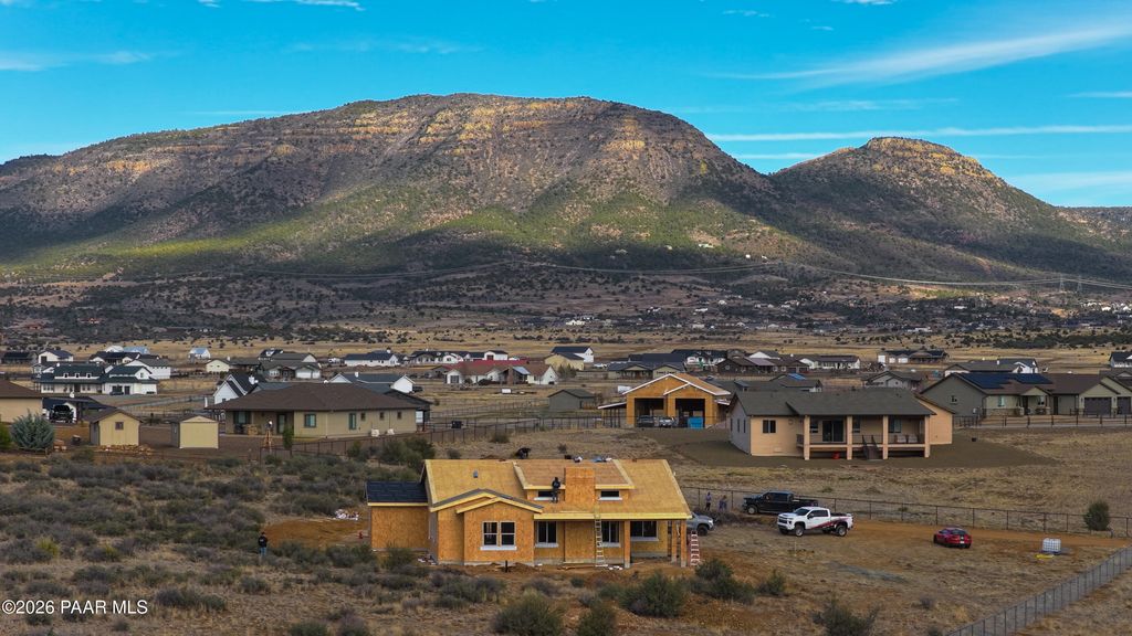 Photo of 9230 N Grazing Meadow Lane, Prescott Valley, AZ 86315 (MLS # 1079803)