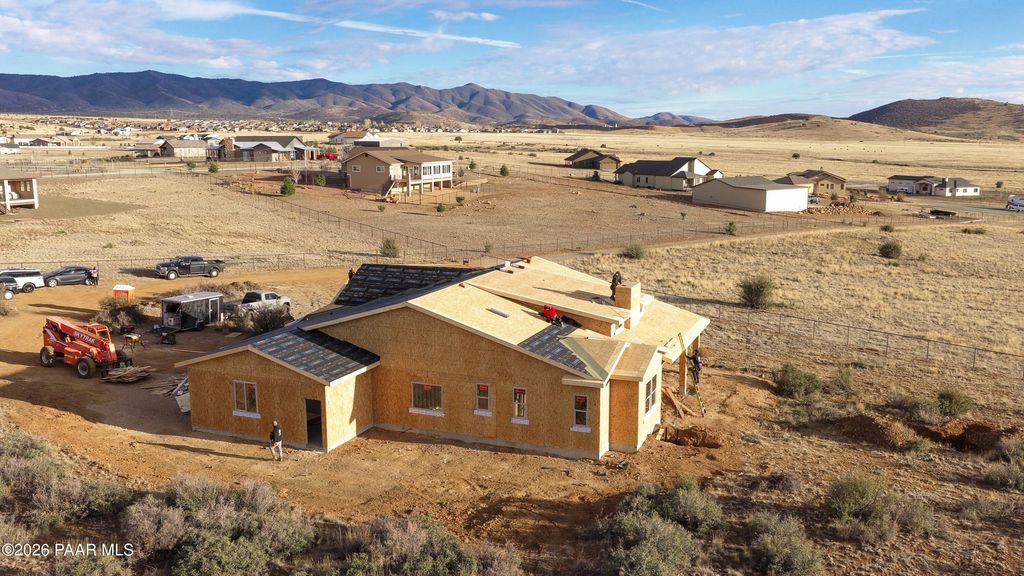 Photo of 9230 N Grazing Meadow Lane, Prescott Valley, AZ 86315 (MLS # 1079803)