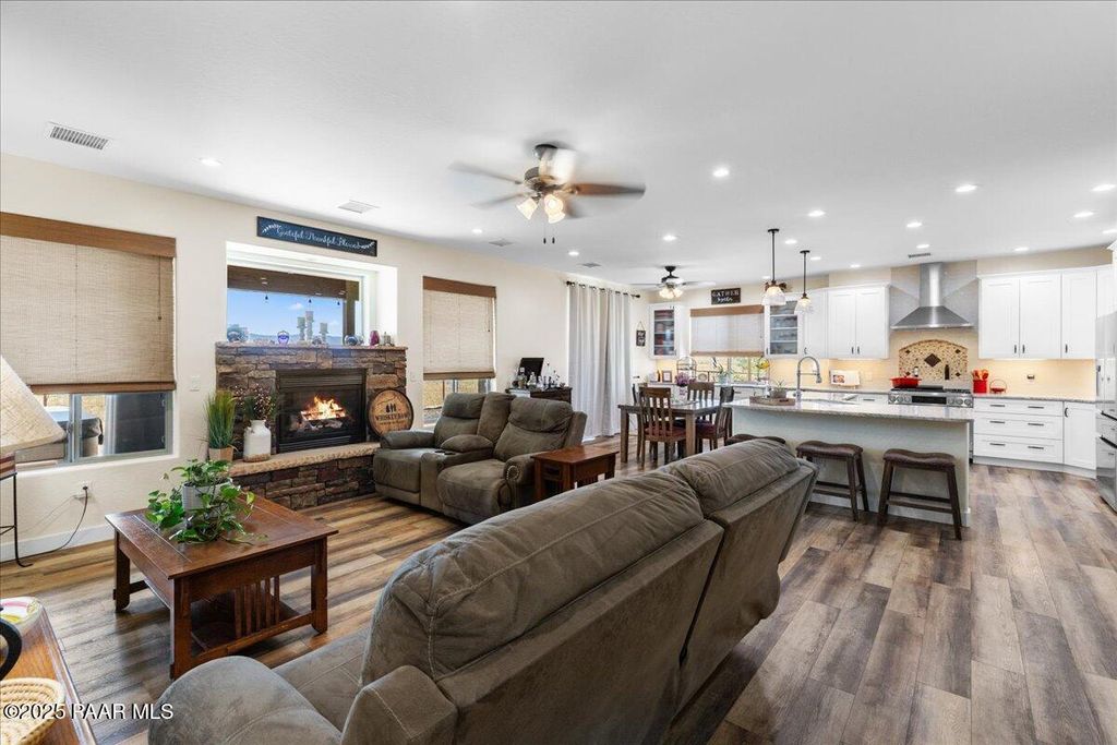 Photo of 9470 E Mystic River Way, Prescott Valley, AZ 86315 (MLS # 1078977)