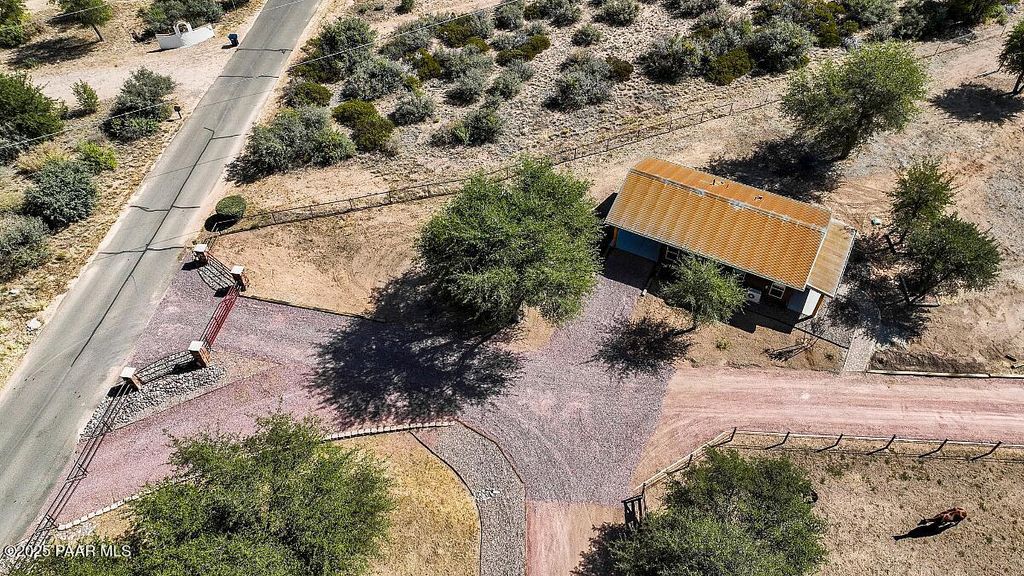 Photo of 3465 W Blackjack Ridge Road, Prescott, AZ 86305 (MLS # 1078421)
