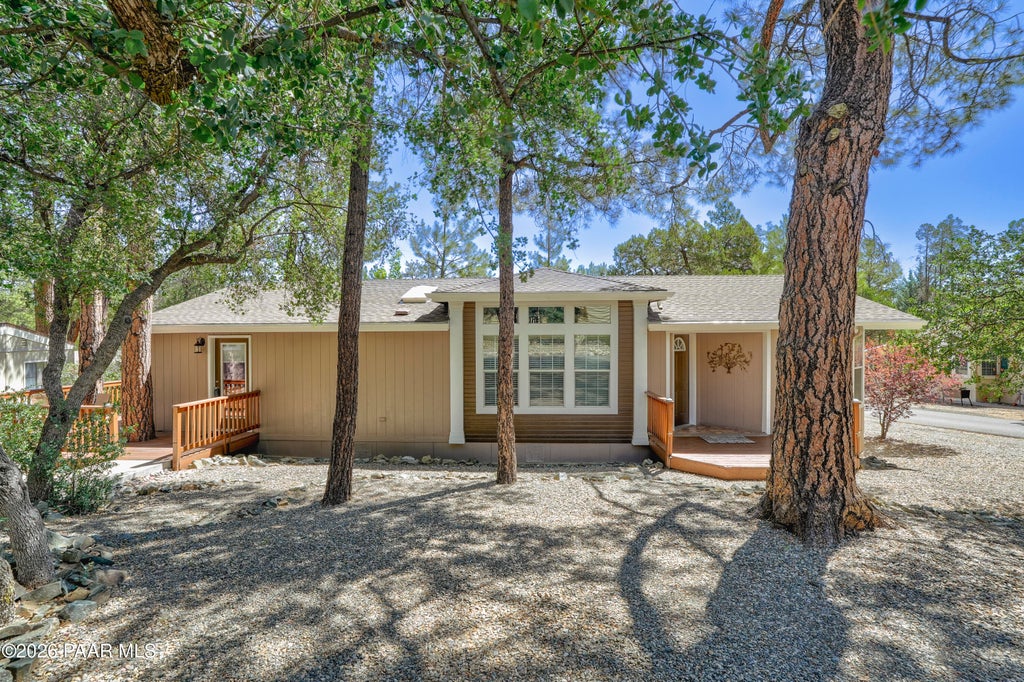 Photo of 52 Oakmont Street, Prescott, AZ 86305 (MLS # 1082771)