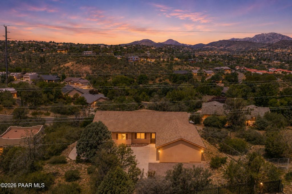 Photo of 2457 Desert Willow Drive, Prescott, AZ 86301 (MLS # 1083333)