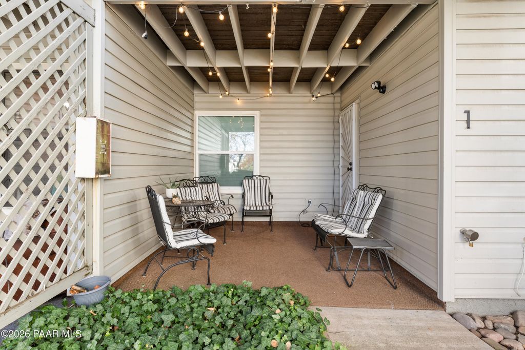 Photo of 333 W Leroux Street #G-1, Prescott, AZ 86303 (MLS # 1080087)