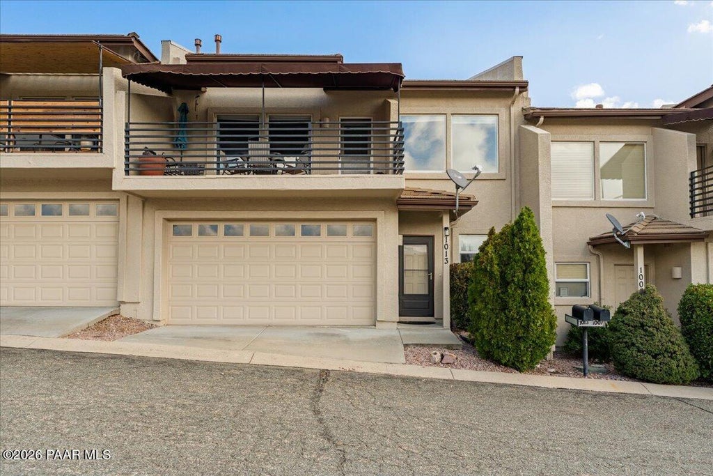 Photo of 1013 N Fairway Drive, Dewey-Humboldt, AZ 86327 (MLS # 1085152)