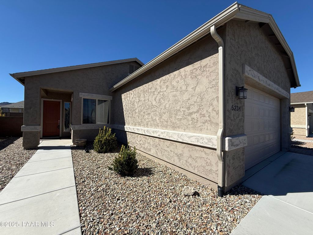Photo of 5234 N Elliot Avenue, Prescott Valley, AZ 86314 (MLS # 1077406)