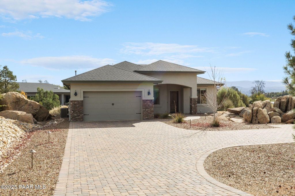 Photo of 911 Border Court, Prescott, AZ 86305 (MLS # 1077839)