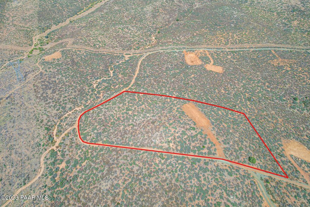 Photo of 5 E Ranger Way, Dewey-Humboldt, AZ 86327 (MLS # 1080656)