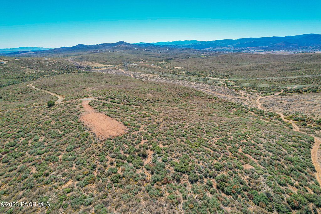 Photo of 5 E Ranger Way, Dewey-Humboldt, AZ 86327 (MLS # 1080656)