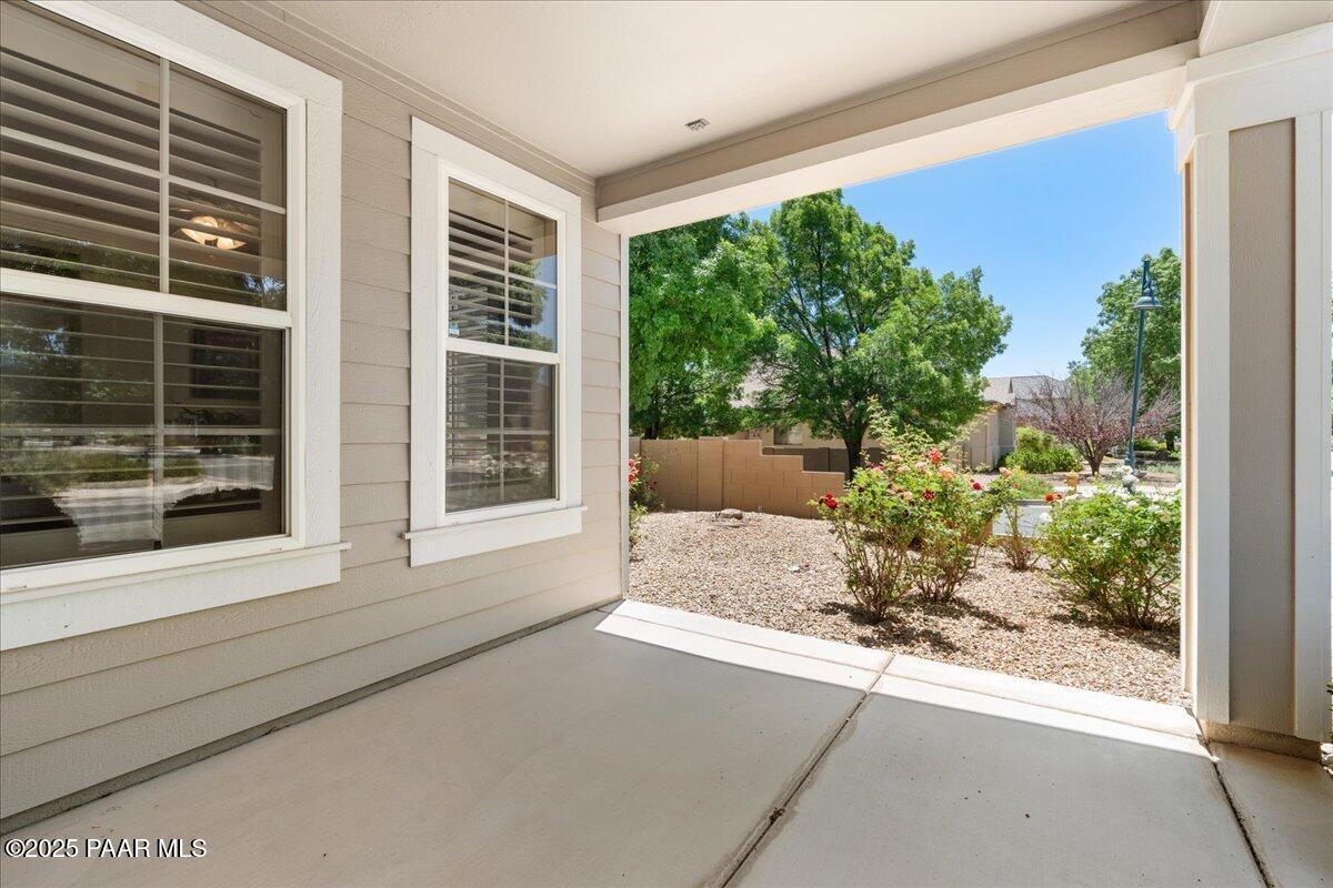 1915 N Bittersweet Way
