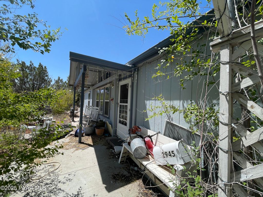 Photo of 2945 N Road 5, Chino Valley, AZ 86323 (MLS # 1077194)