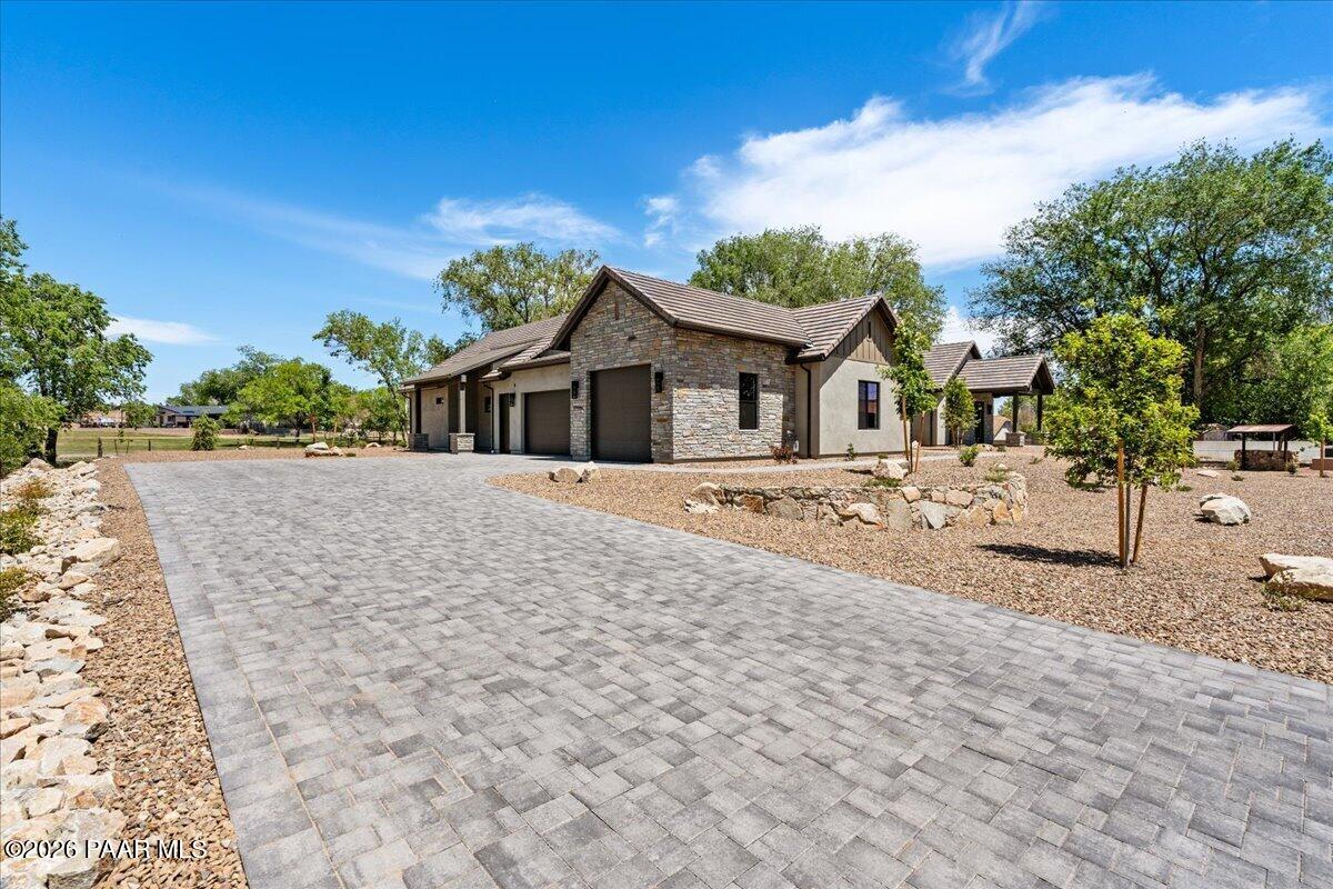 410 Robin Drive