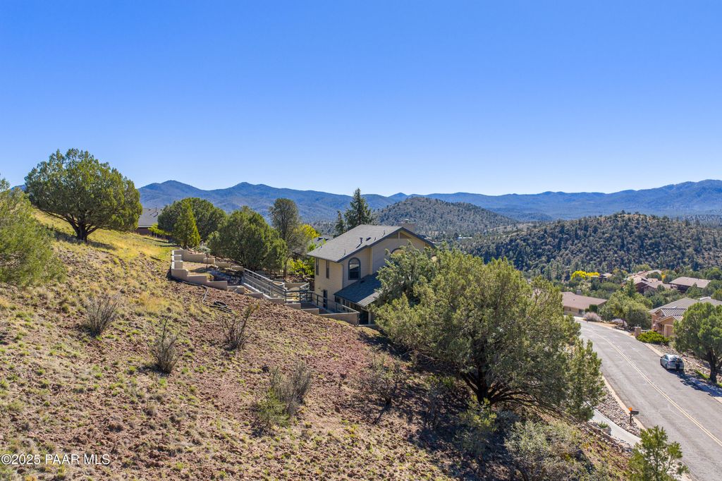 Photo of 4685 Hornet Drive, Prescott, AZ 86301 (MLS # 1077540)