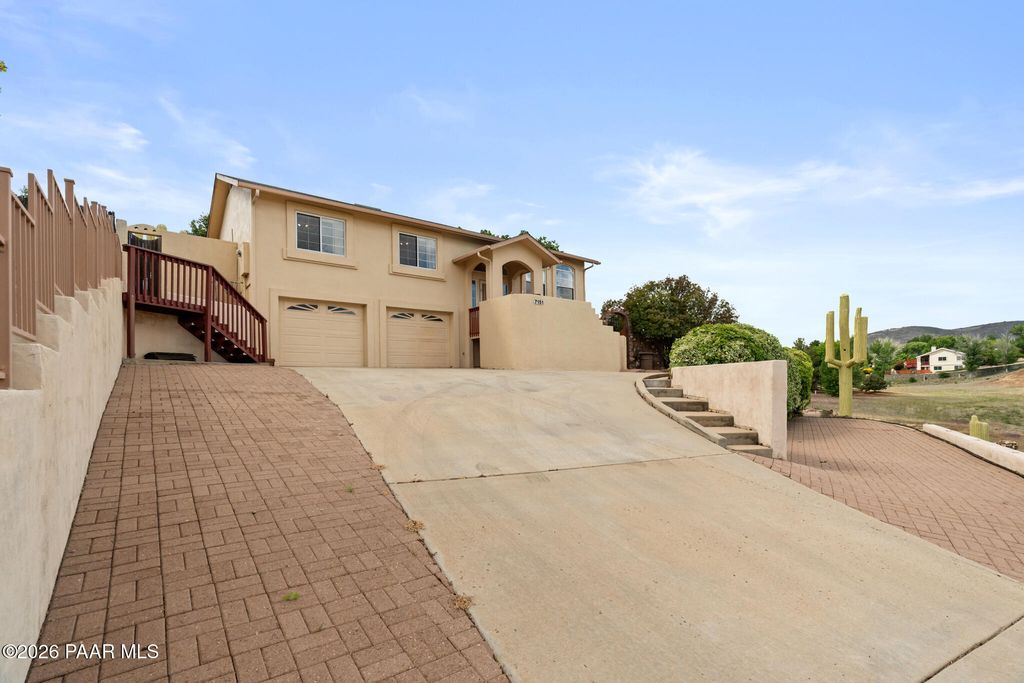 Photo of 7151 E Sunflower Lane, Prescott Valley, AZ 86314 (MLS # 1081830)