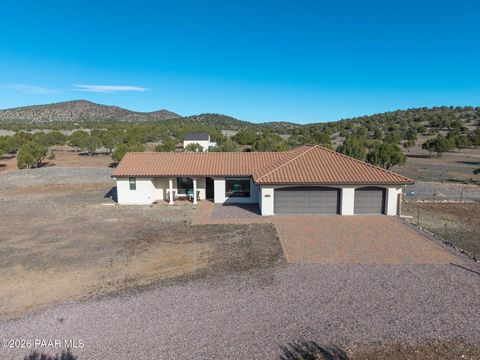 Photo of 4400 W Carriage Lane, Prescott, AZ 86305 (MLS # 1078866)