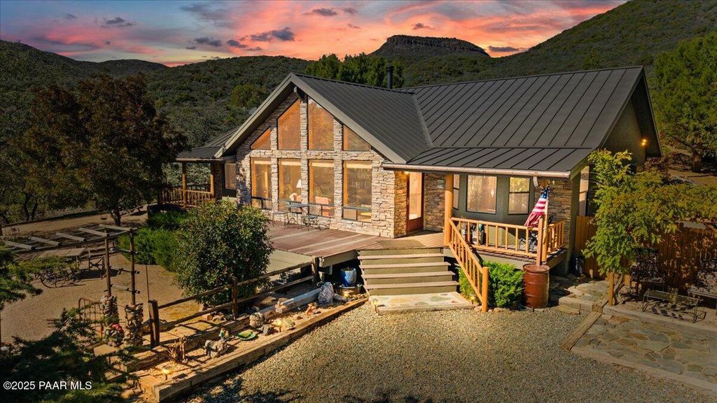 Photo of 12650 S Pine Creek Trail, Mayer, AZ 86333 (MLS # 1081681)