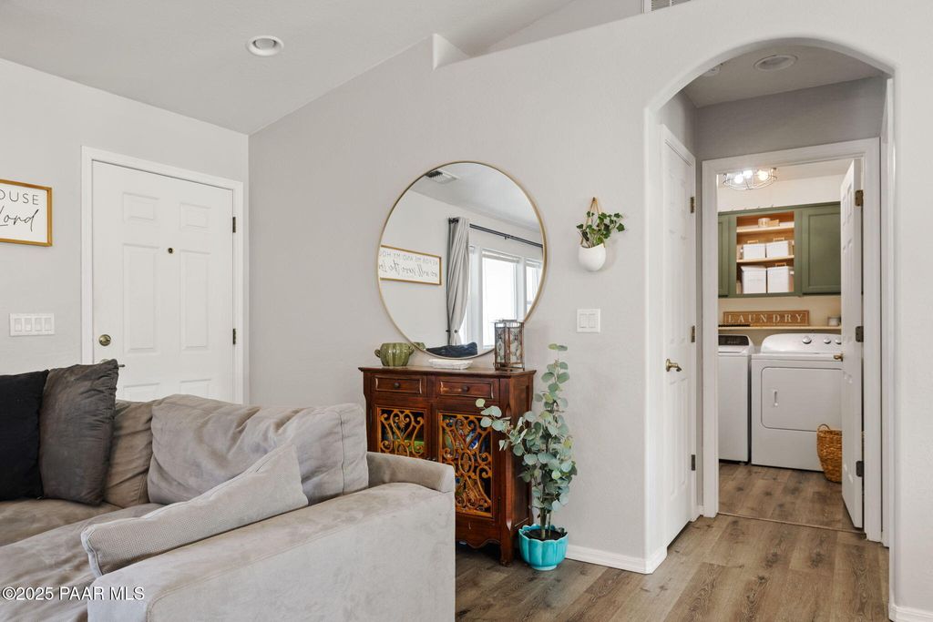 Photo of 954 Hope Lane, Chino Valley, AZ 86323 (MLS # 1079138)