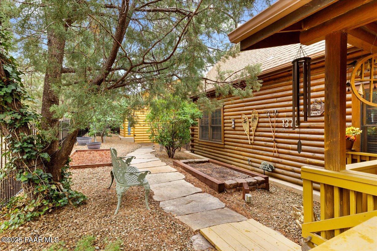 1370 E Pine Ridge Drive