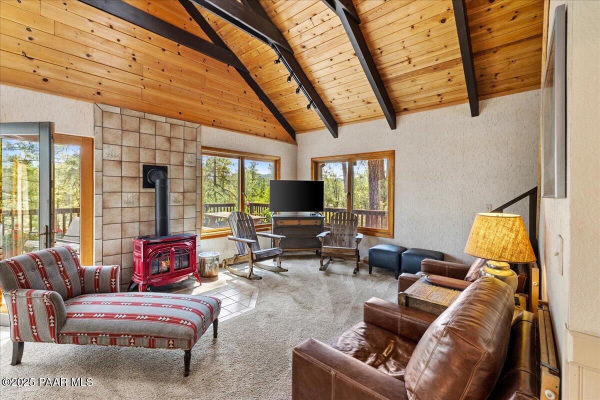 5588 W Mountain View