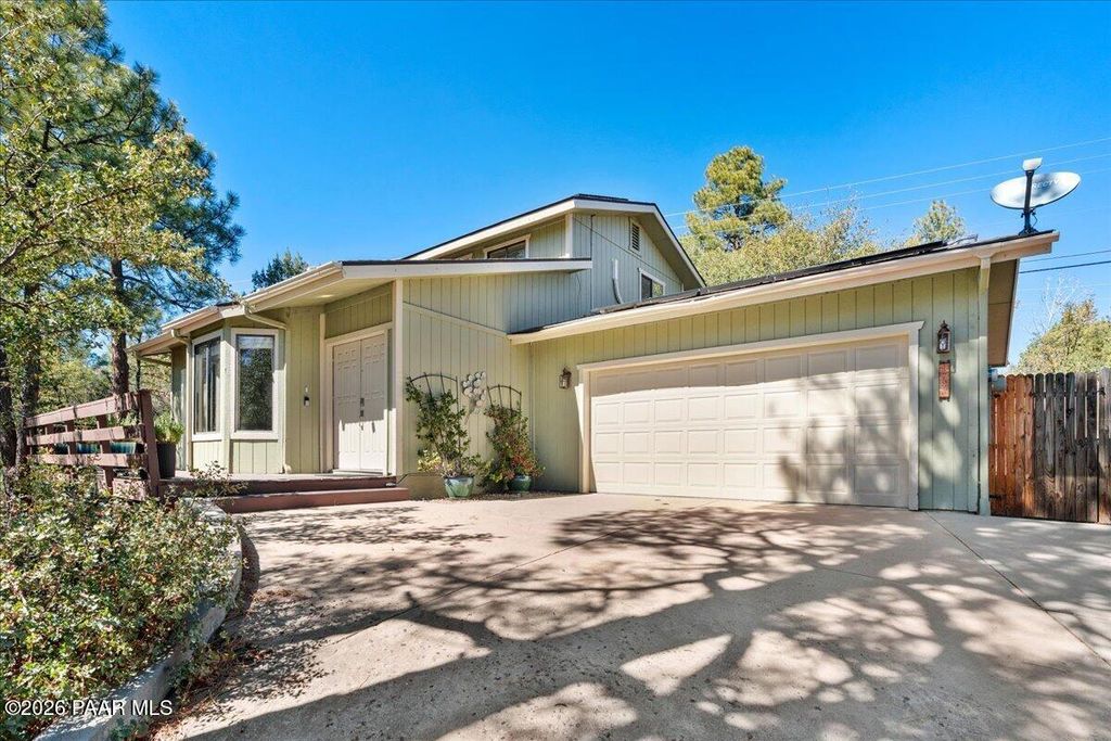 Photo of 1786 Rolling Hills Drive, Prescott, AZ 86303 (MLS # 1079988)