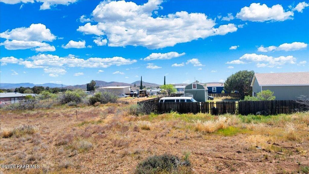 Photo of 20287 E Zaragoza Drive, Mayer, AZ 86333 (MLS # 1080587)